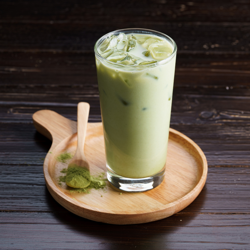 How to make iced matcha latte with milk frother