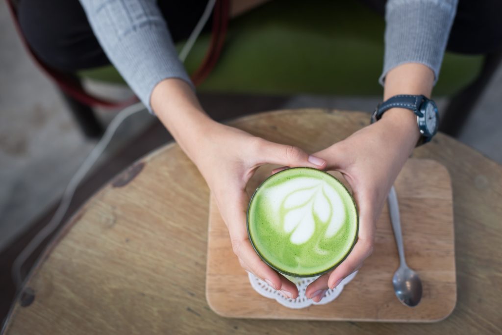 Matcha Green Tea Latte Recipe | Healthy Starbucks Copycat